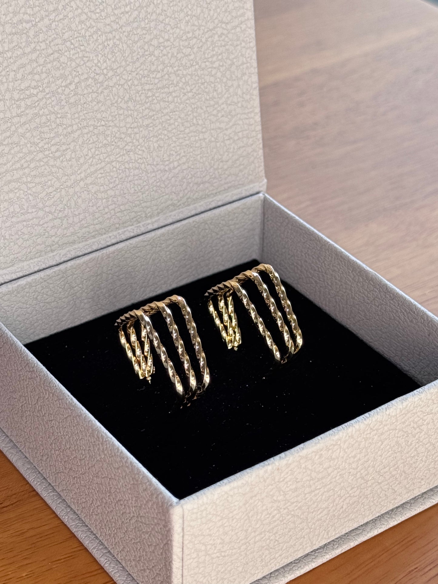 Saoai gold, 18k gold plated