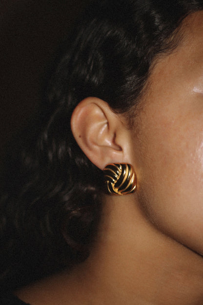 Swirl earrings, 18k Gold-plated