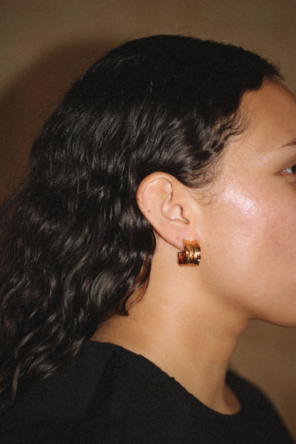 Husk earring, 18k Gold-plated