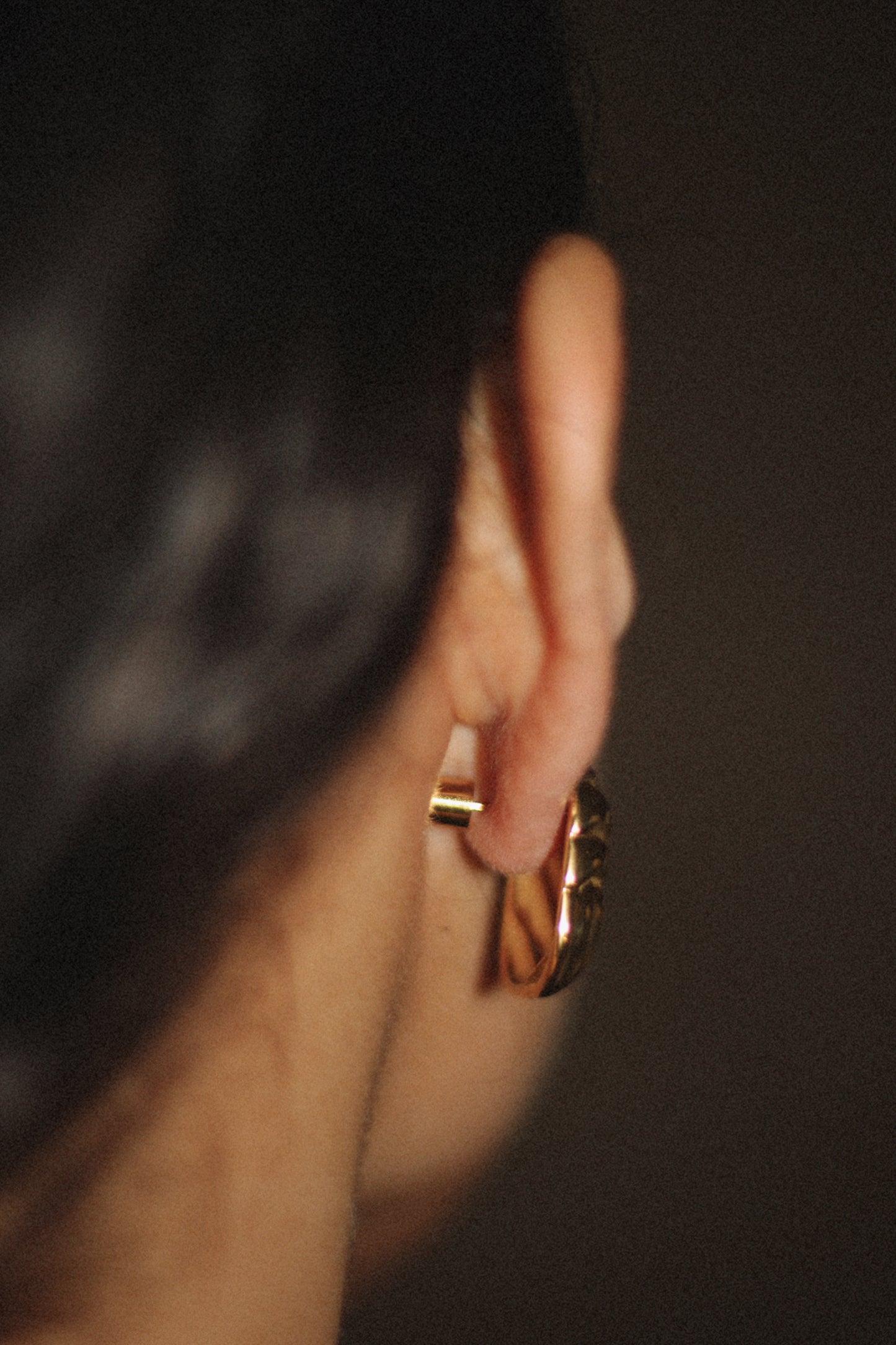 Swirl earrings, 18k Gold-plated