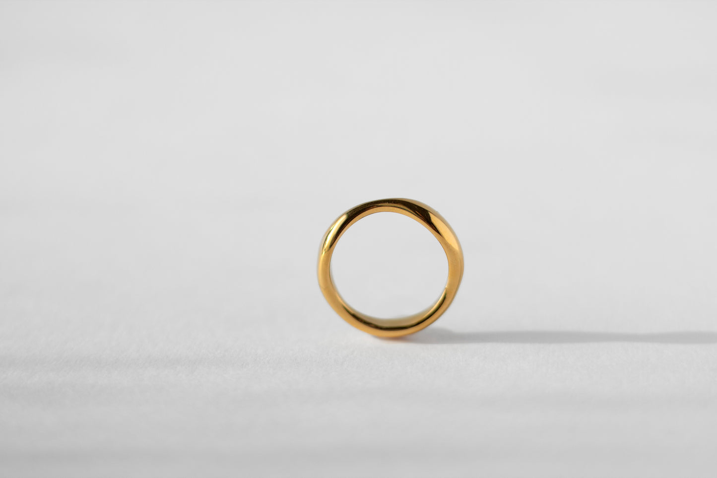 Pebble ring,  18k Gold-plated