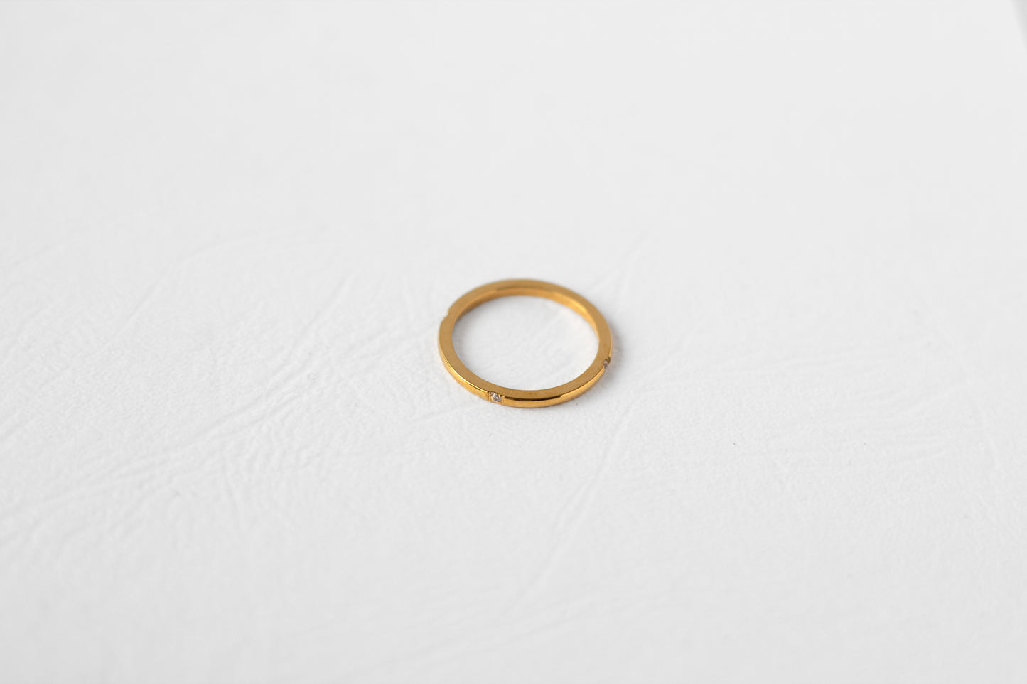 Sprig ring, 18k Gold-plated with White stone