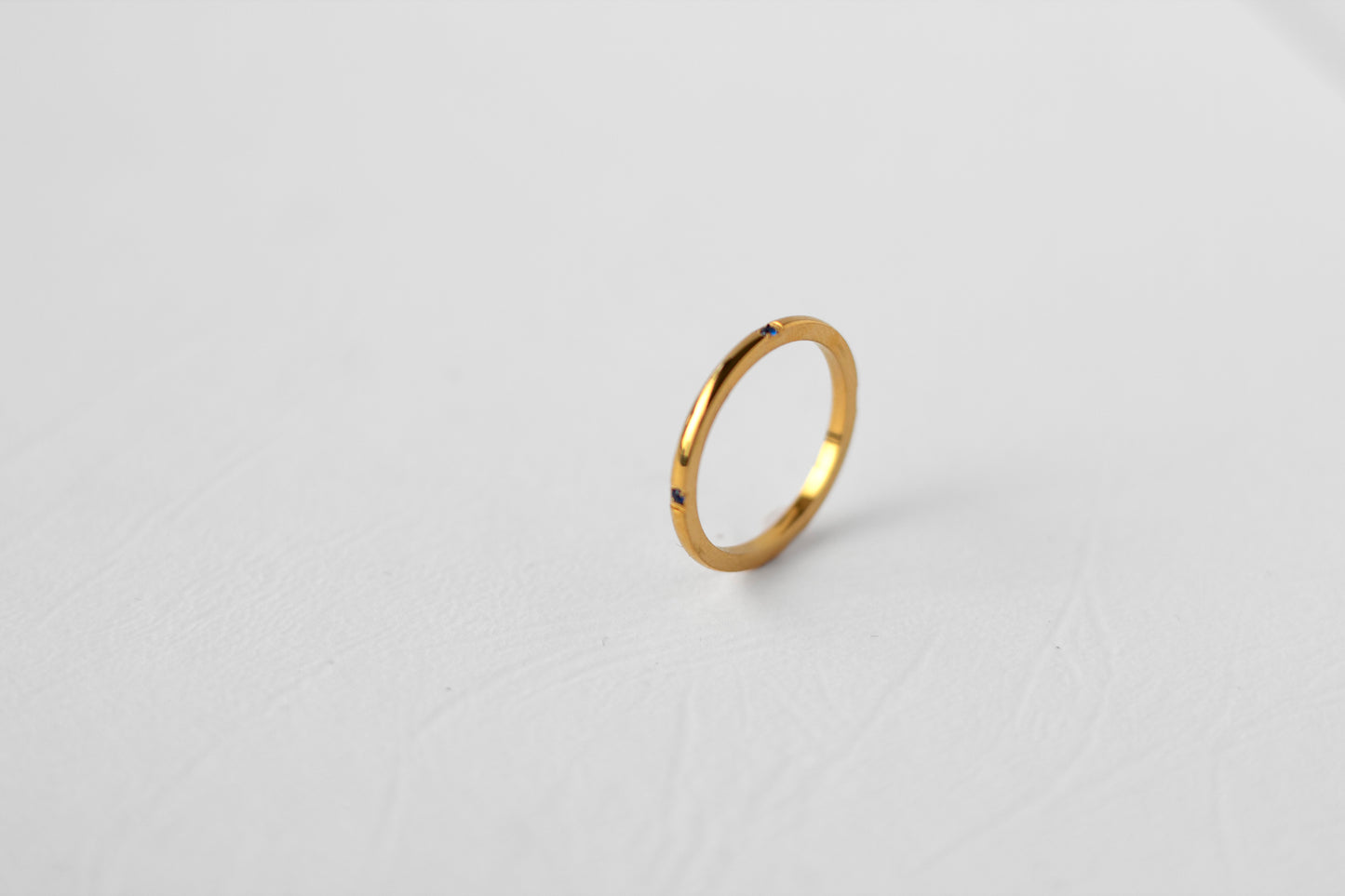 Sprig ring, 18k Gold-plated with Blue stone
