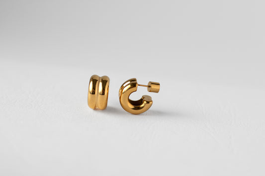 Curl earring, 18k Gold-plated