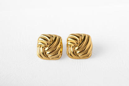 Swirl earrings, 18k Gold-plated
