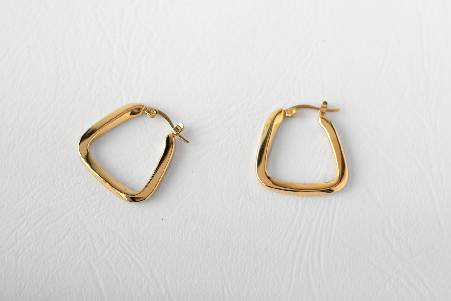 Drop earring, 18k Gold-plated