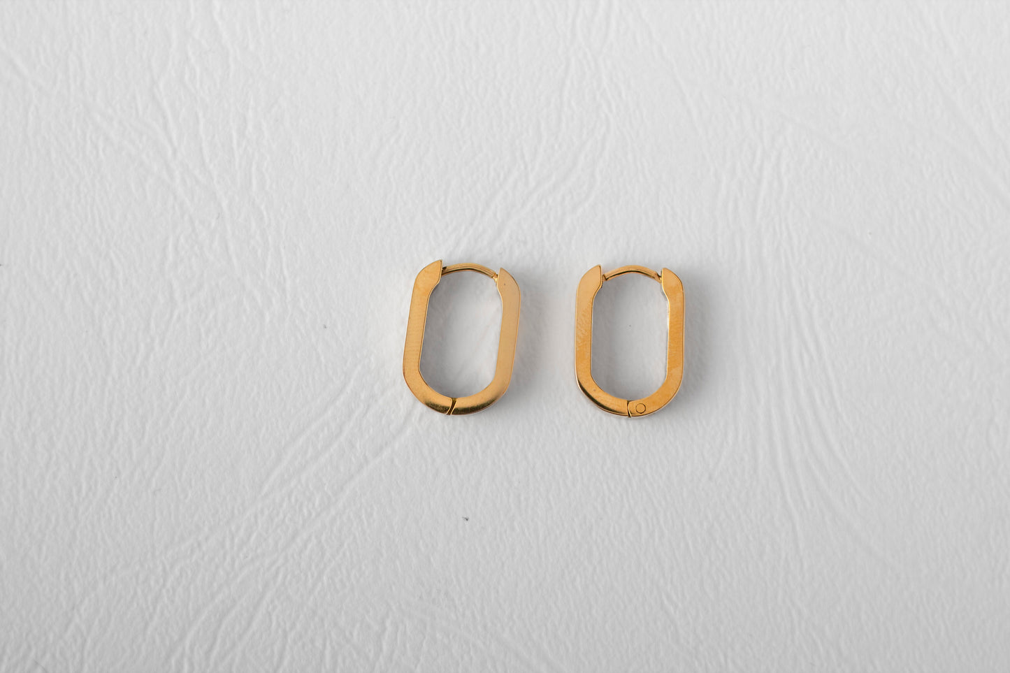 Stem earring, 18k Gold-plated