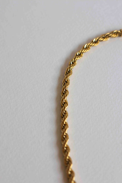 Maea bold necklace, 18k Gold-plated